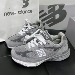 純粋なオリジナル NB993 アメリカのレトロなクラシック多用途お父さんランニングシューズ男性と女性のための通気性と耐摩耗性カジュアルスポーツシューズ