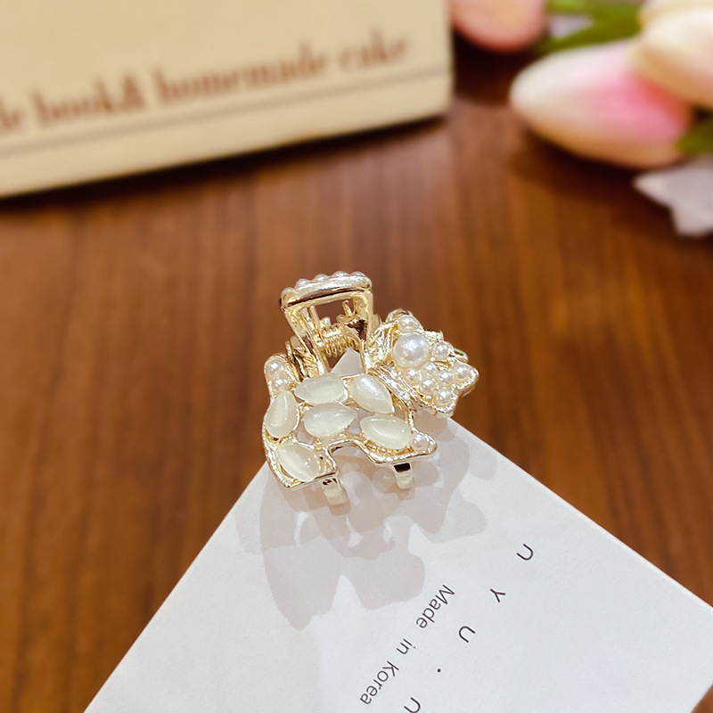 Ojo de gato perro-perla