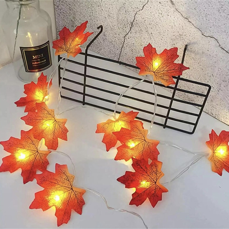 Otoño dorado de arce fresco calabaza atmósfera lámpara decoración de la habitación valla exterior lámpara colgante LED cadena de lámparas de color