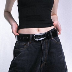 ファッション登山ベルト男女通用百合個性装飾ベルトとジーパンのレトロなファッションins風