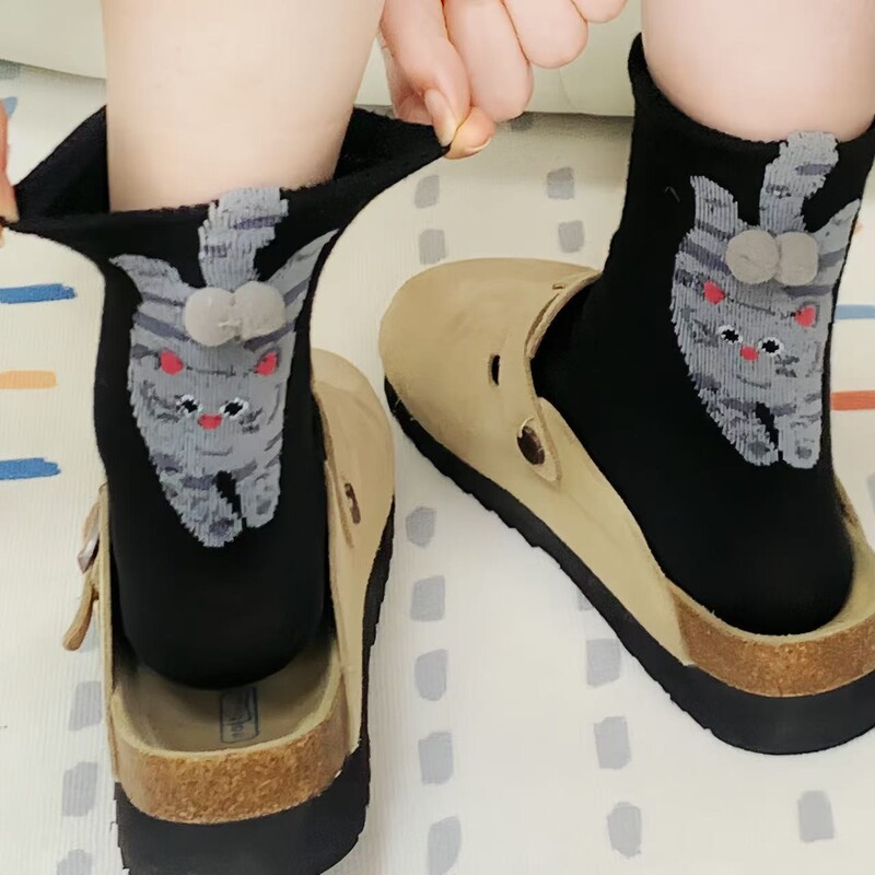 夏の人気の抽象的な立体猫卵ソックスかわいい手作り卵猫面白いミッドカーフソックス女性用ロングソックス|undefined