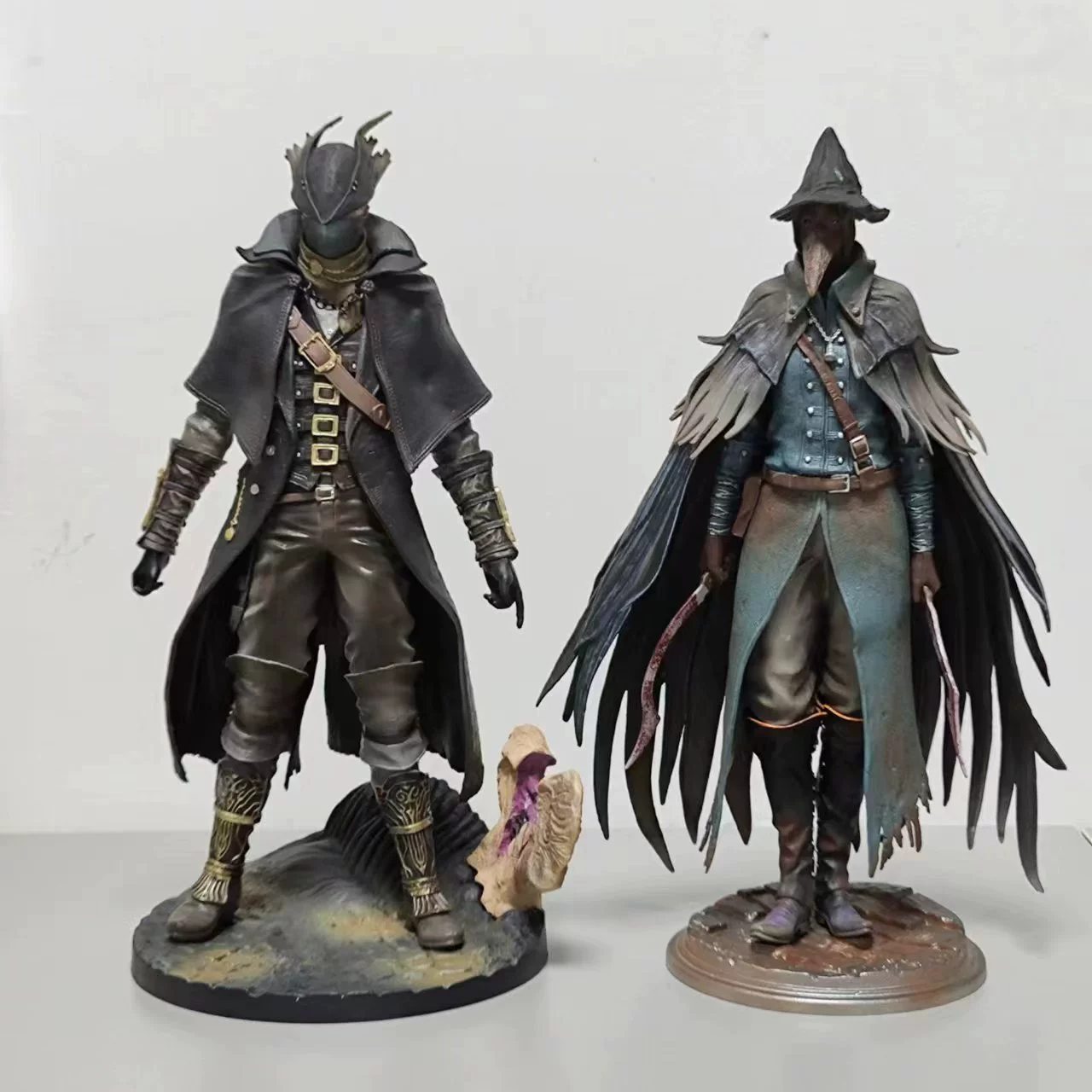 Daimo Game Peripheral Bloodborne Bloodborne Hunter Crow Feather Crow Hunter 1/7 Статичная фигурка статуи