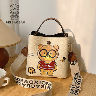 ��������ƷС��ײɫԴ�^���S������������ˮͰ��Ů2024�¿��n��