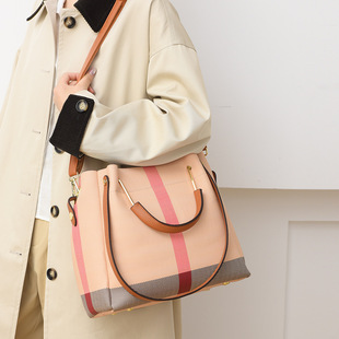 Bucket Bag European and American Fashion Women's Bag New Shoulder Handbag Large Capacity Contrasting Color Tote Bag Wholesale Cross-Border Bag