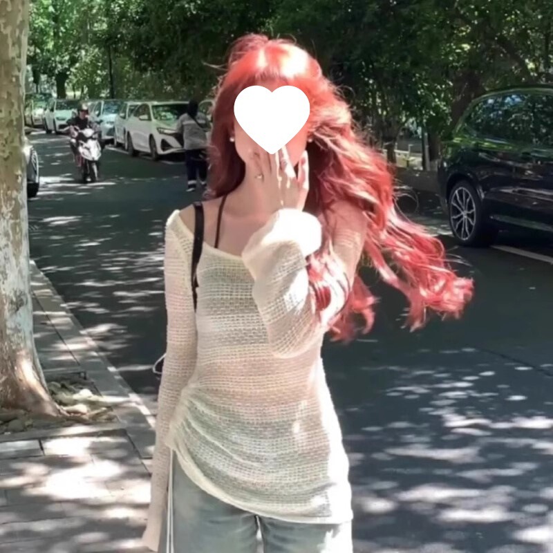 紫のラッパの長袖の透かしのエアコンのニットのブラウスの女性の夏の純欲のギャルの外は薄い肩の日焼け止めの上着を掛けます。|undefined