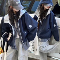 女童外套秋季2025新款休闲运动中大儿童夹克连帽冲锋衣风衣春秋款