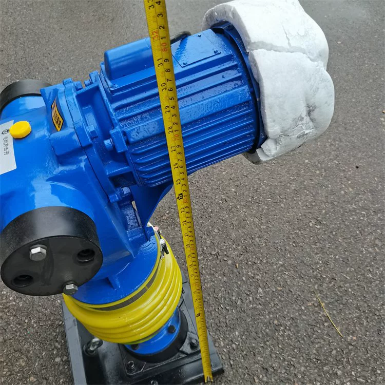 Электрический вибратор HCD90 от Changli Heavy Industry имеет компактные размеры, легкий вес и большую реальную производительность.