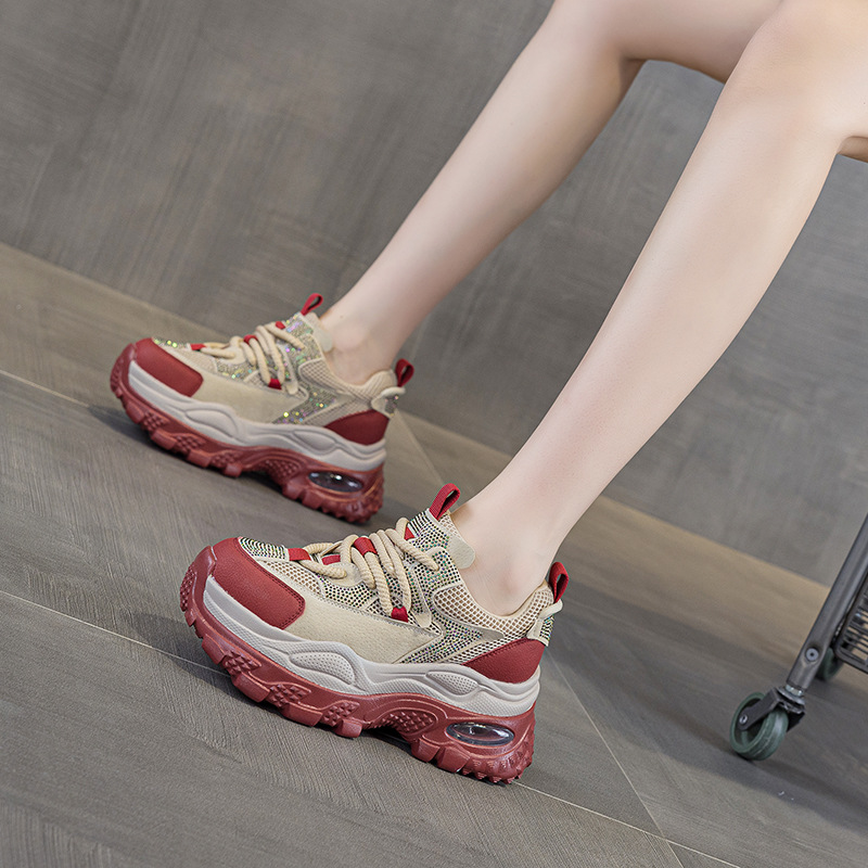 Giày sneaker nữ chunky đế dày phong cách retro, tăng chiều cao, đính đá lấp lánh — M2911 vàng, M2911 be, M2911 đỏ, M2911 xanh lá