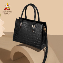 �����˰���Ůʿ�ļ��¿�r���{�~�y������������Y�������б���