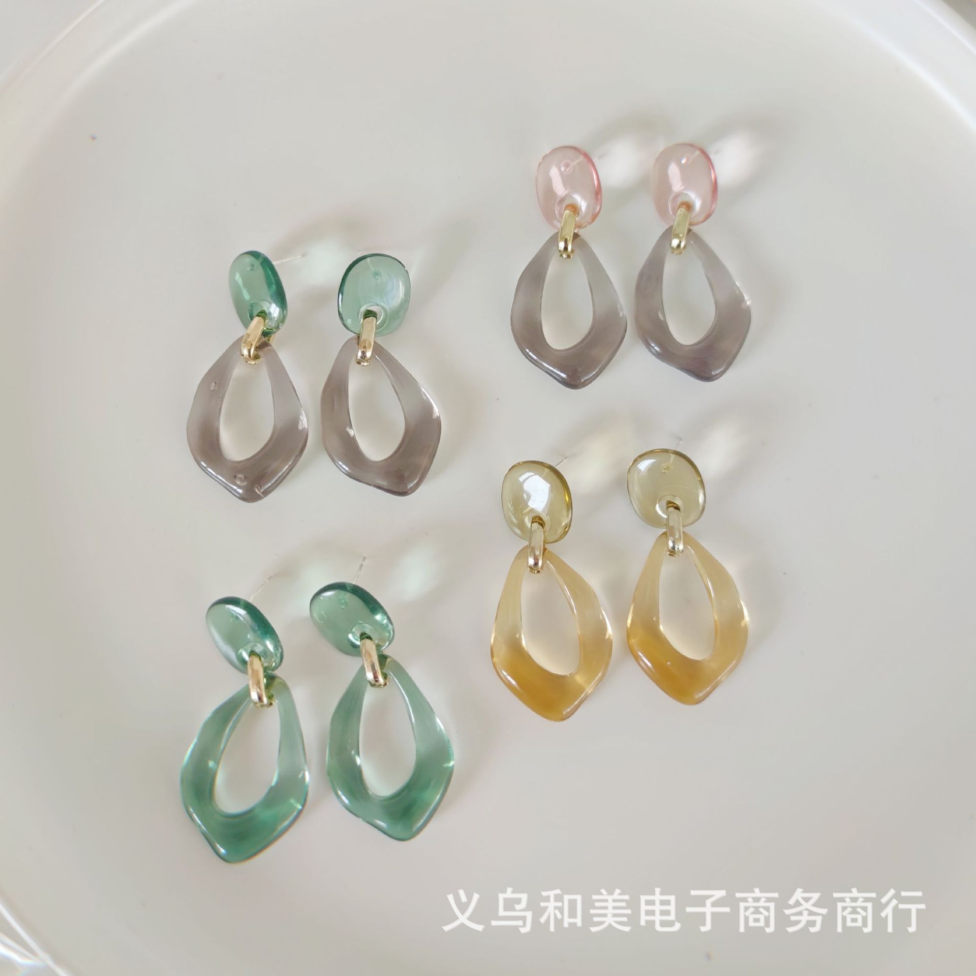 Temperament Korean high-grade crystal transparent acrylic drop earrings fashion geometric earrings 2021 New