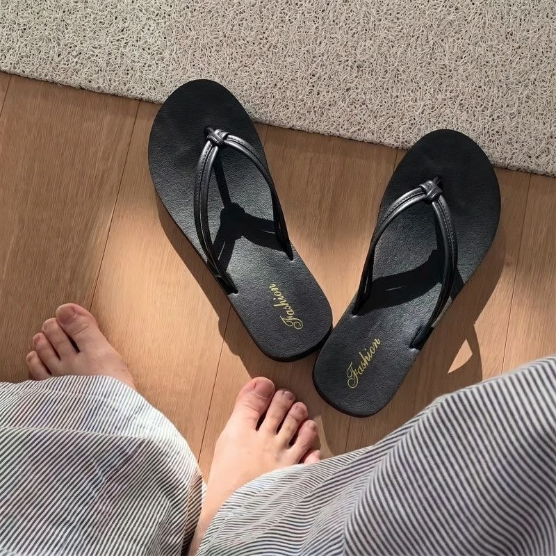 Korean-style beach casual flip-flops for women, summer fashion, solid color, soft thick sole, refreshing and comfortable, versatile vacation sandals