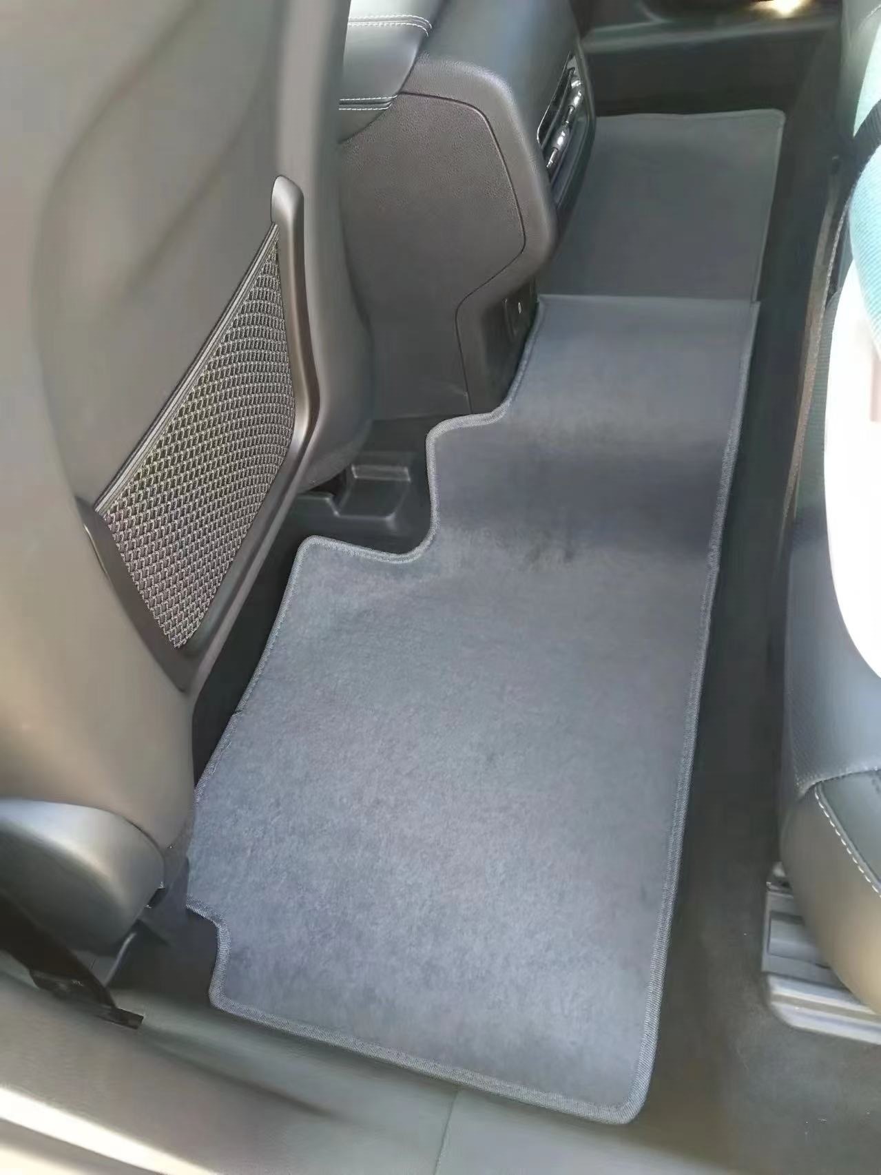 Suitable for car floor mats, suede anti-slip mats, one-piece floor mats, carpet protection mats, velvet mats, easy-to-clean waterproof mats