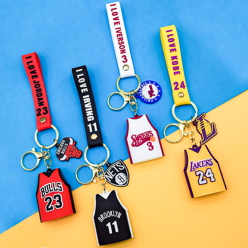Creative Men's and Women's Trendy Personalized Kobe Jersey Keychain Basketball Hanging Ornaments School Bag Decorative Small Gift Pendant