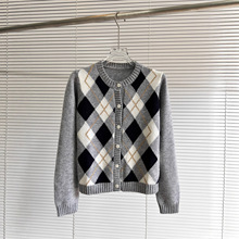 南油高定P家2025秋冬新款女装慵懒风圆领字母提花菱形格针织外套