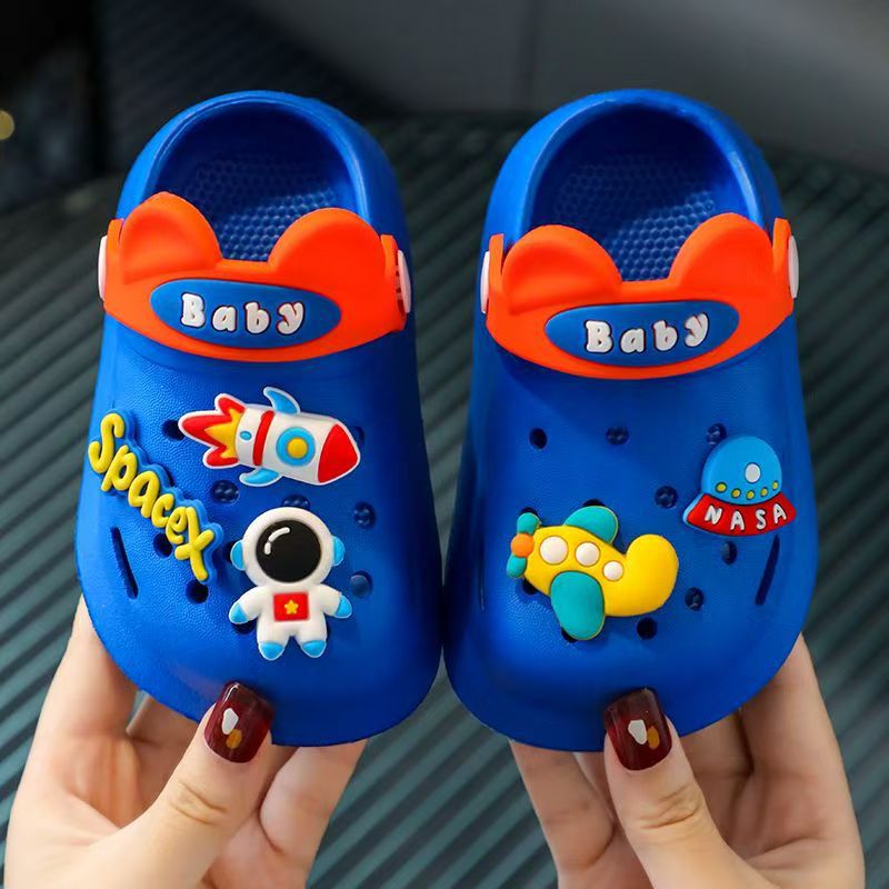 Nuevos zapatos de agujero antideslizante para niños zapatos para bebés zapatos de playa al aire libre