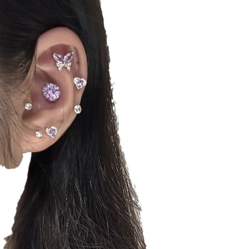 Stunning purple butterfly earrings with unique design, minimalist, exquisite, fashionable, versatile, sweet ambiance, and ethereal ear accessories.