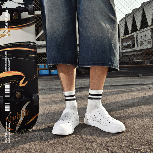 New Holeshoe Unisex Couple Summer Personality Hollow Casual Sandals Beach Water Sandals Cross-border Wholesale