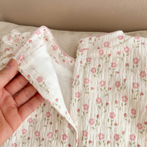 Baby clothes, newborn baby clothes, spring suits, onesies, princess dresses, daytime wear, crawling suits, spring and autumn season