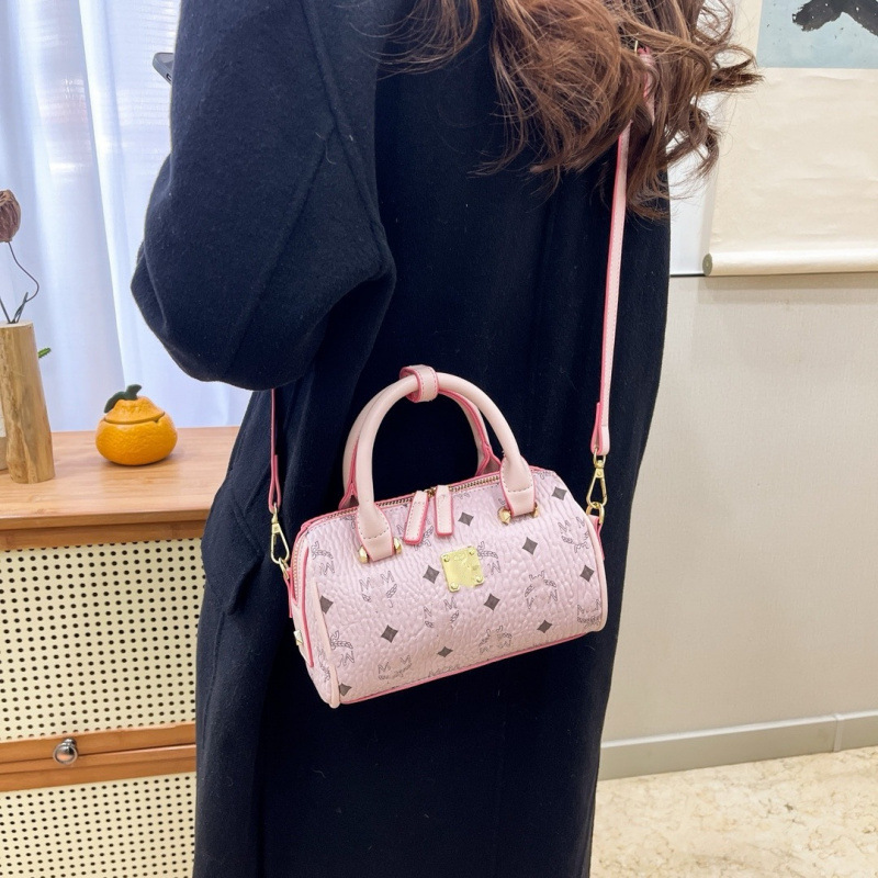 MC热卖经典印花新款女士迷你波士顿包轻奢高级感单肩斜挎枕头包包|undefined