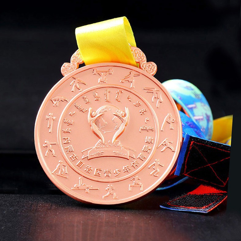 Fábrica en stock creativo en blanco maratón medalla conmemorativa sexo opuesto juegos de lámina de oro medalla de metal personalización
