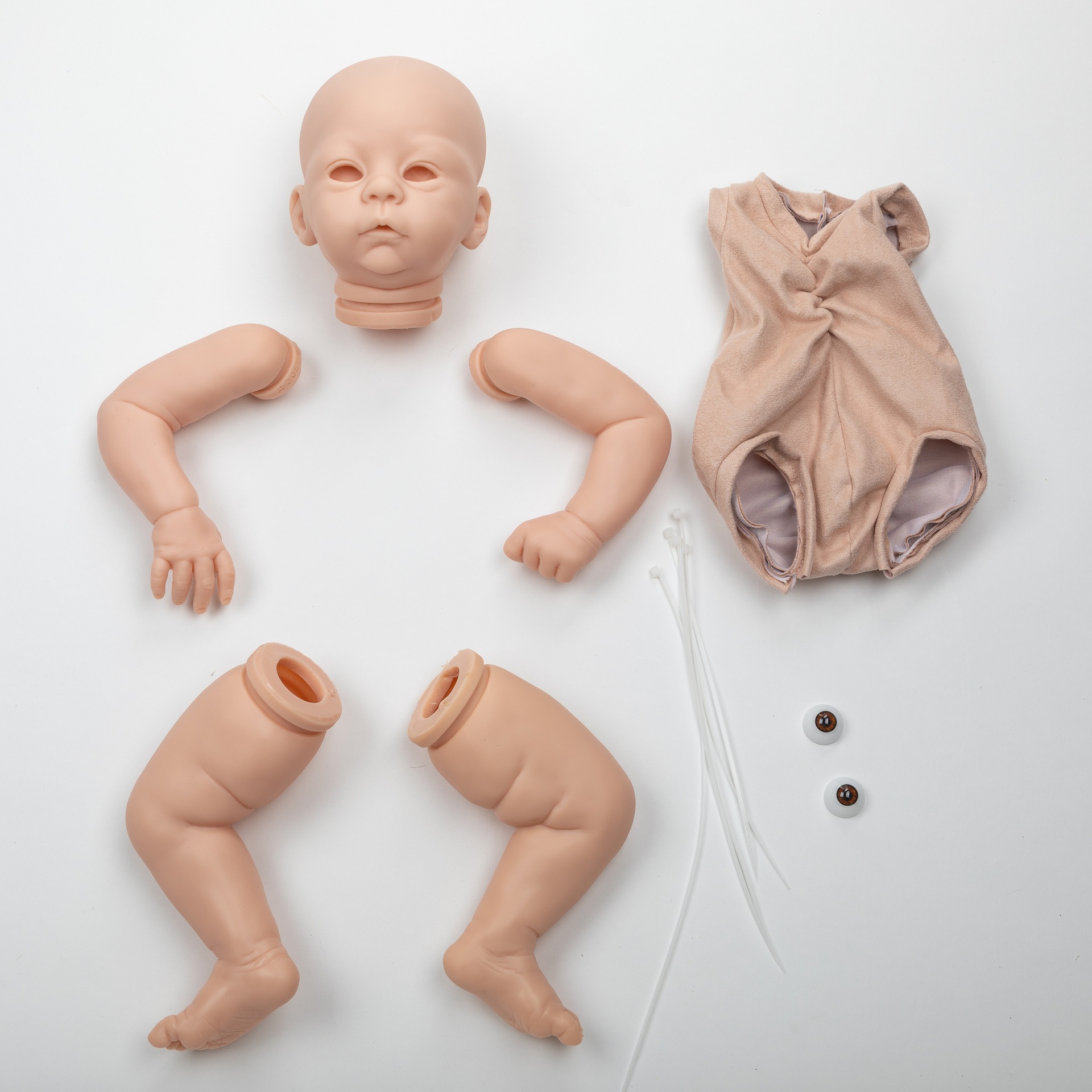 Una variedad de simulación bebé renacido muñeca molde de Harlow de abril de suministro transfronterizo