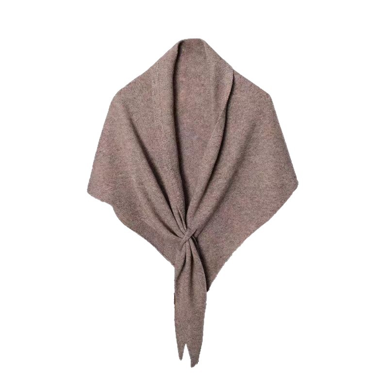 Cachecol triangular grande de mulher em mistura de lã inverno_voghion.com