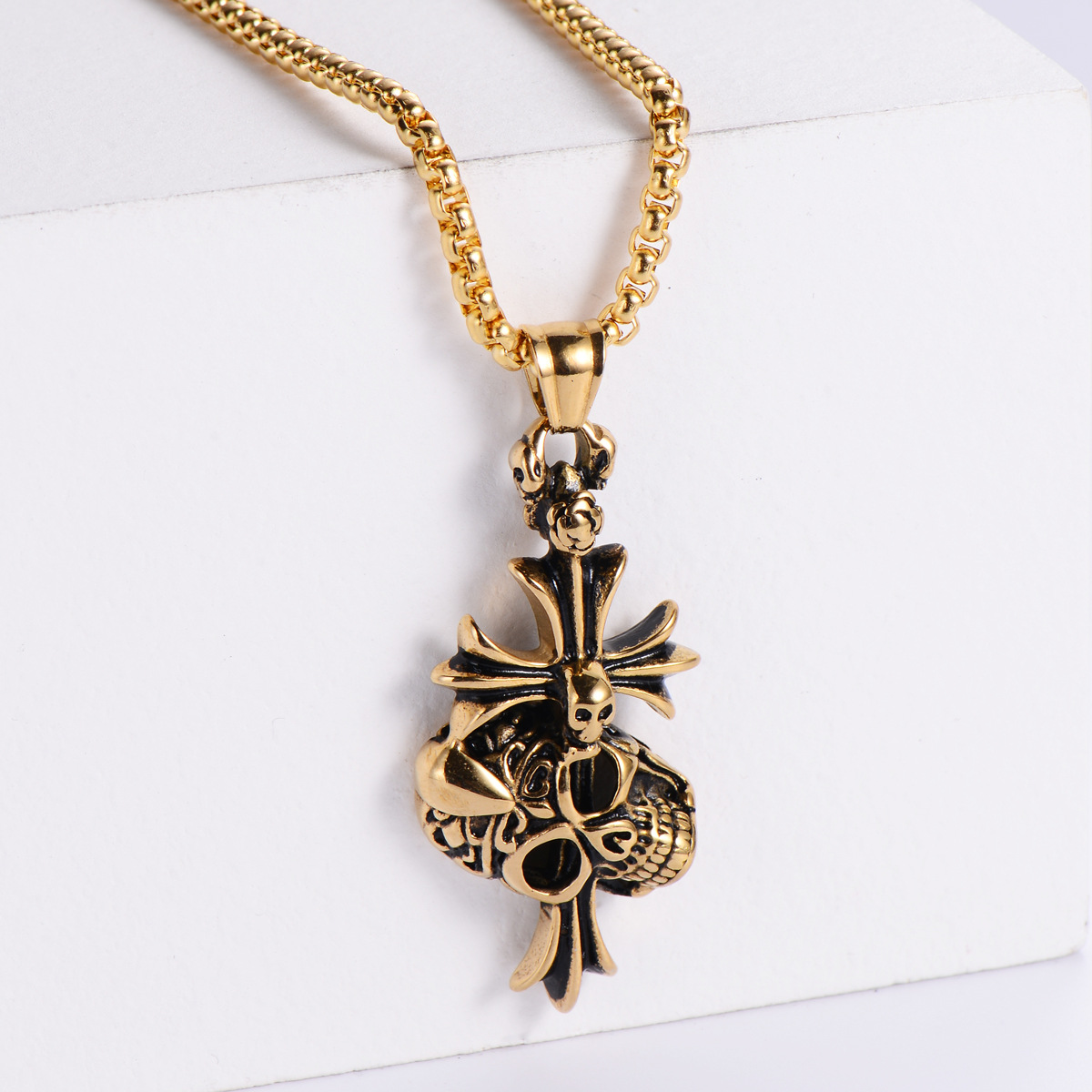 13g Weight Skull Pattern Unisex Gender Retro Style Gold, Silver, Black Color Skull Cross Jesus Stainless Steel Punk Style Pendant Wholesale Nihaojewelry 无