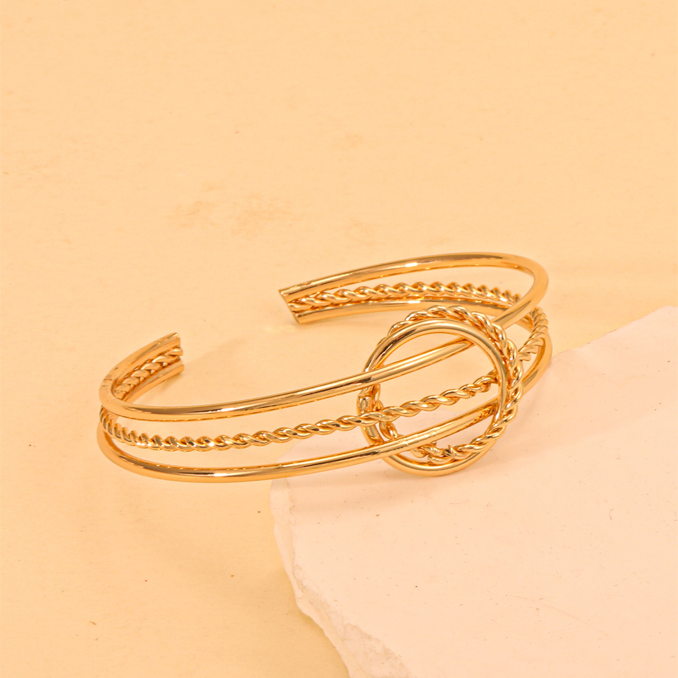 Europa y los Estados Unidos oro galvanizado imitación de frita abertura pulsera temperamento pulsera de moda transfronteriza lujo ligero alta sensación de joyas al por mayor