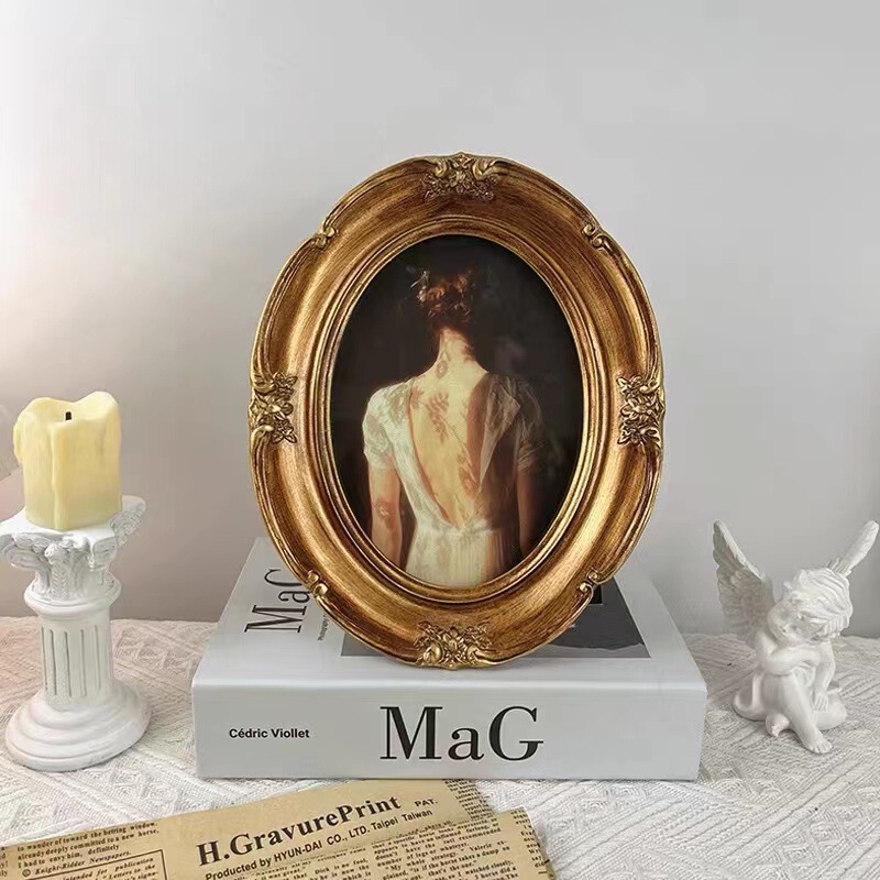 European-style embossed resin photo frame retro light luxury oval decorative picture frame niche porch photo wall combination wall decoration