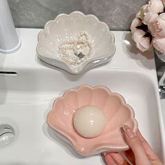 家庭用排水石鹸置き、実用的なプラスチック製のクマ型、穴あけ不要の石鹸皿収納ボックス、貝殻型石鹸置き