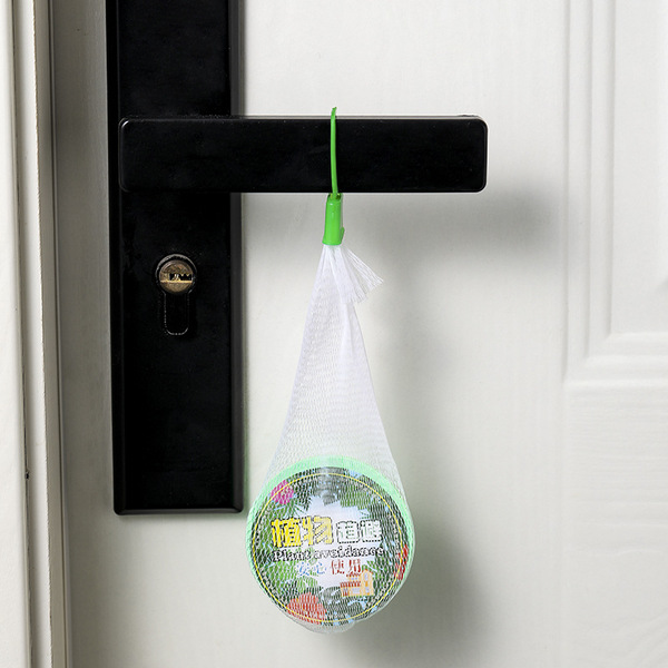 Mosquito repellent artifact