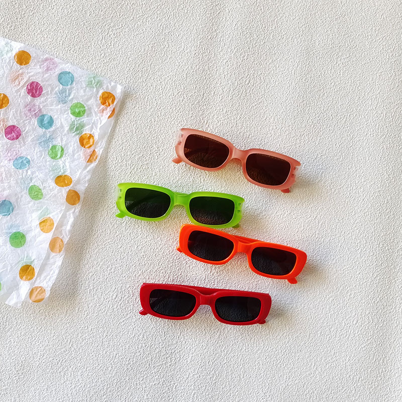 Ins gafas de sol retro para niños personalidad estilo occidental estilo cóncavo fotos decorativas gafas de sol de montura cuadrada para bebé