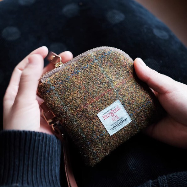 Harris Tweed Harris Coin Purse, Earphone Bag, Exquisite Mini Bag, Retro Small Wallet, Coin Bag Harris Tweed Harris Coin Purse, Earphone Bag, Exquisite Mini Bag, Retro Small Wallet, Coin Bag