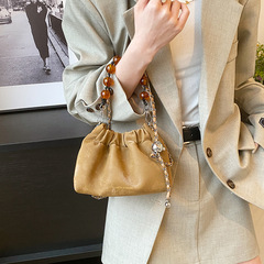 2024新款珍珠手提包包女潮時尚褶皺雲朵包小眾鏈條單肩斜挎水桶包