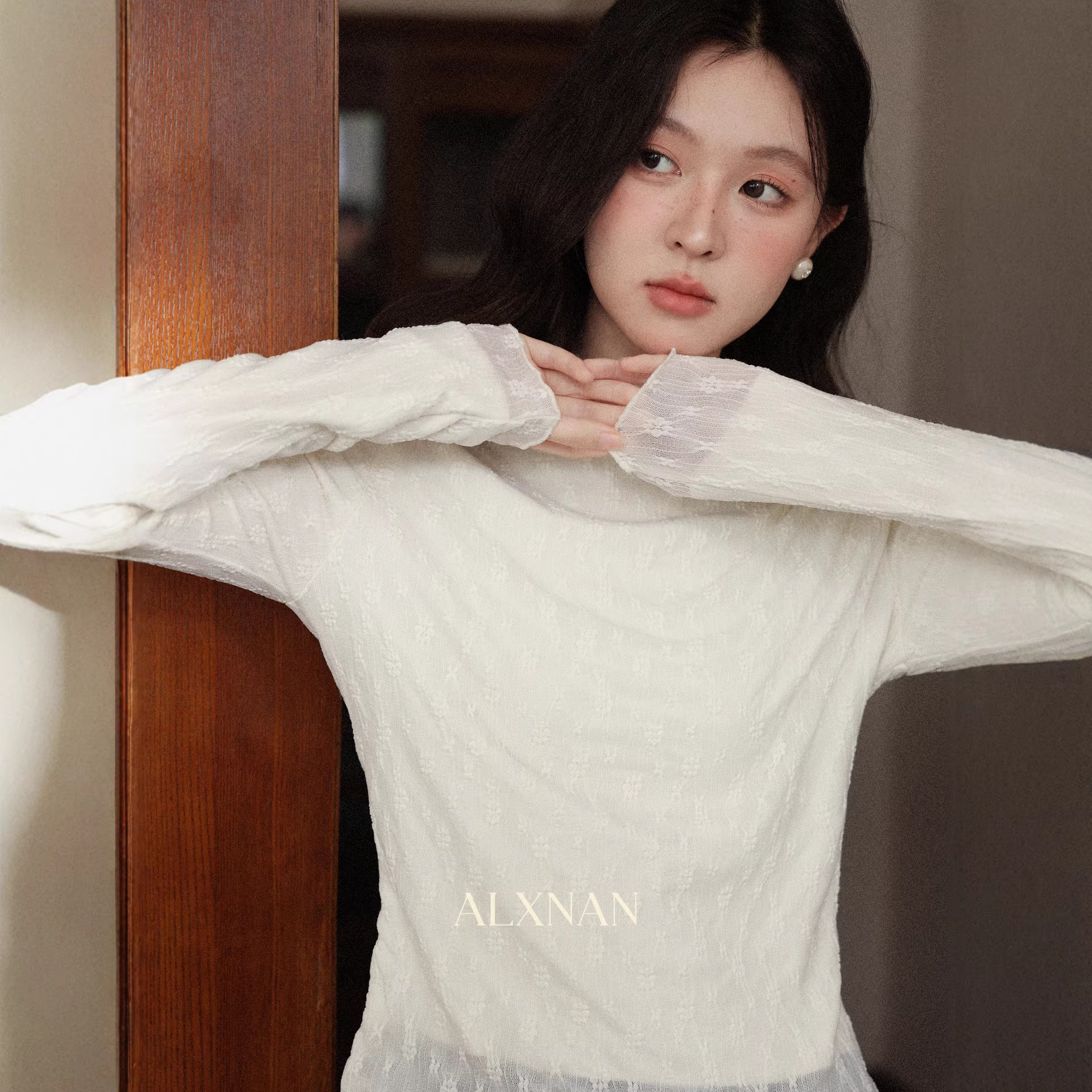 Lu Xiangnan "Woven Gentleness" Half-High Collar Apricot-Colored Long-Sleeve Knit Sweater T-Shirt for Women, Winter Inner Wear Top, Base Layer Shirt