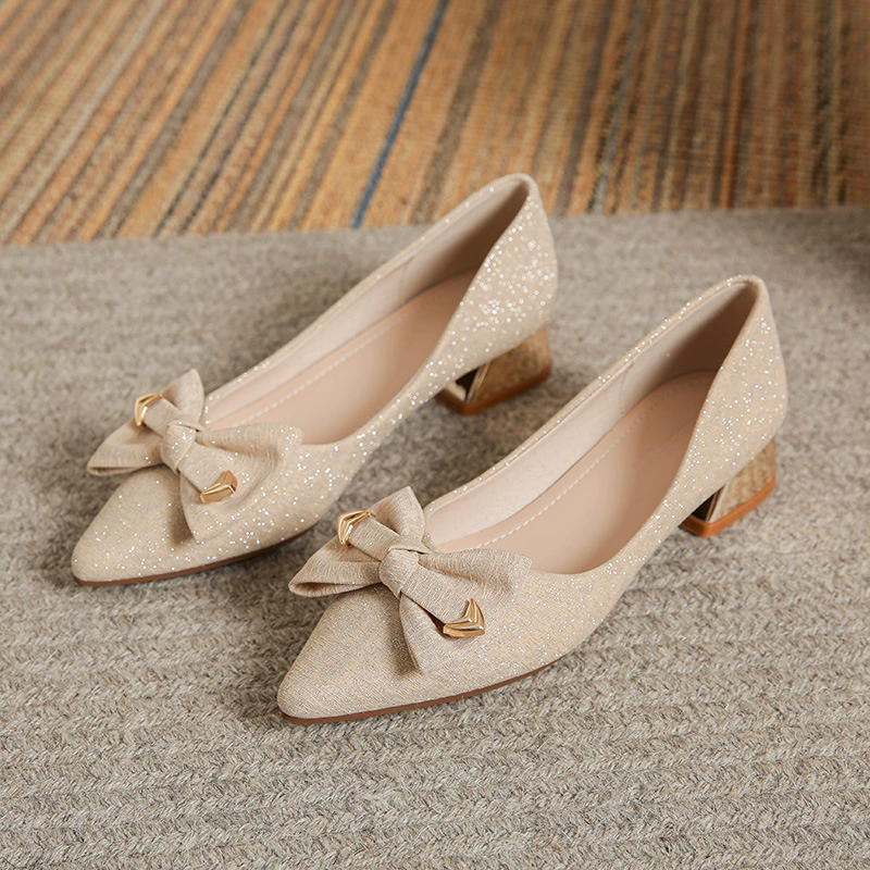 Новинка весны 2024 года вечерние туфли французская Однослойная обувь на массивном каблуке с острым носком женская обувь большого размера на среднем каблуке 40-43 Женская обувь