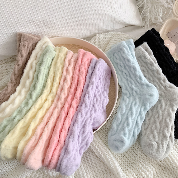 Solid Color Pattern Sweet Women's Solid Color Polyester Ankle Socks A Pair