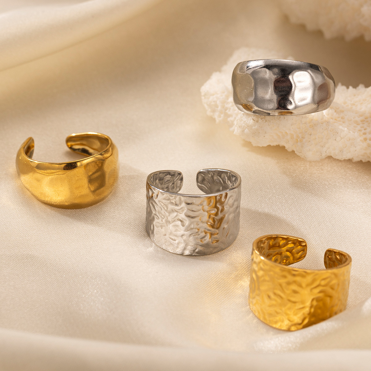 Anillo de acero inoxidable de venta caliente transfronteriza TENA nicho de alto nivel de sensación universal anillo de acero galvanizado joyas de mano de mujeres europeas y estadounidenses