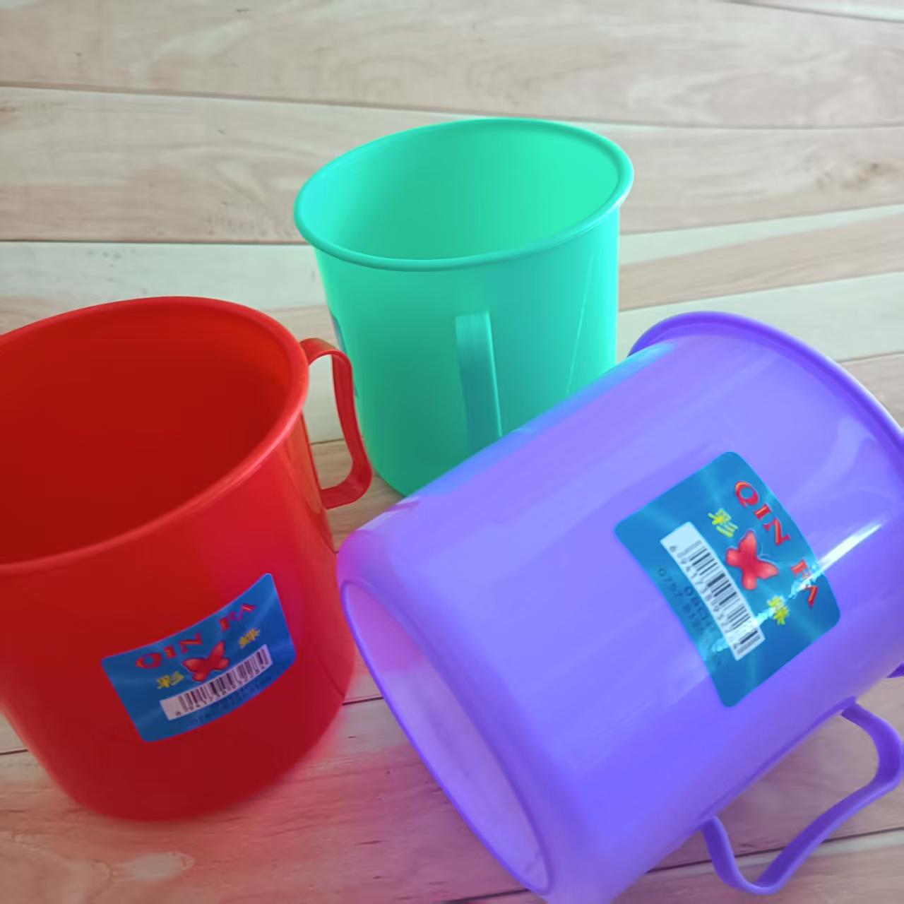 Bicchiere portaspazzolini regolabile per il bagno_voghion.com