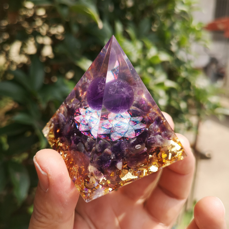 Nueva Pirámide De , Piedra De Grava De Cristal, Resina Epoxi, Adornos Hechos A Mano Para El Escritorio Del Hogar display picture 2