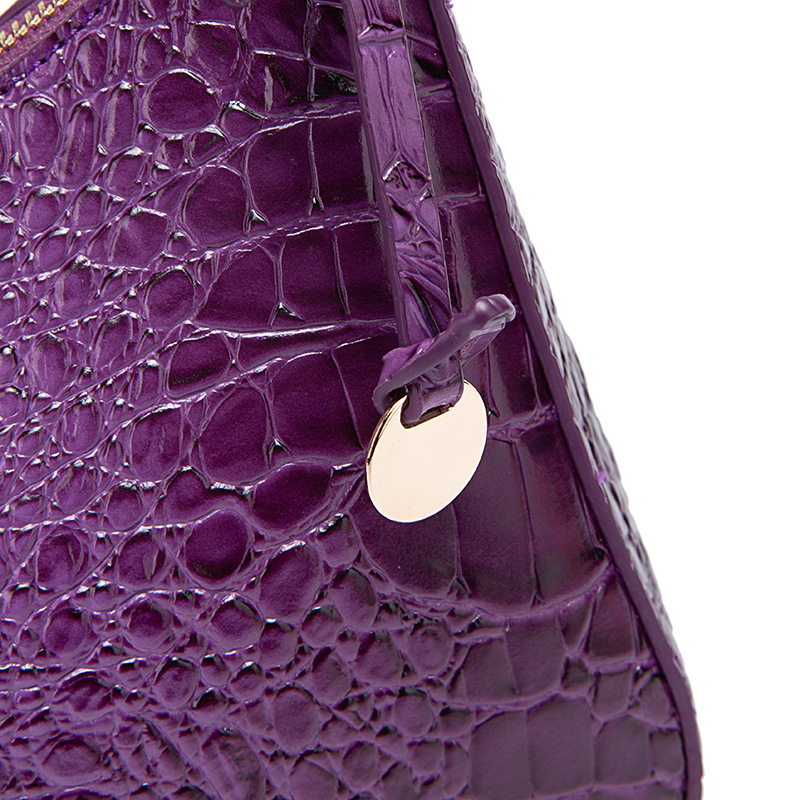Retro Portable Underarm Women's Bag Brahman Bump Crocodile Pattern_voghion.com