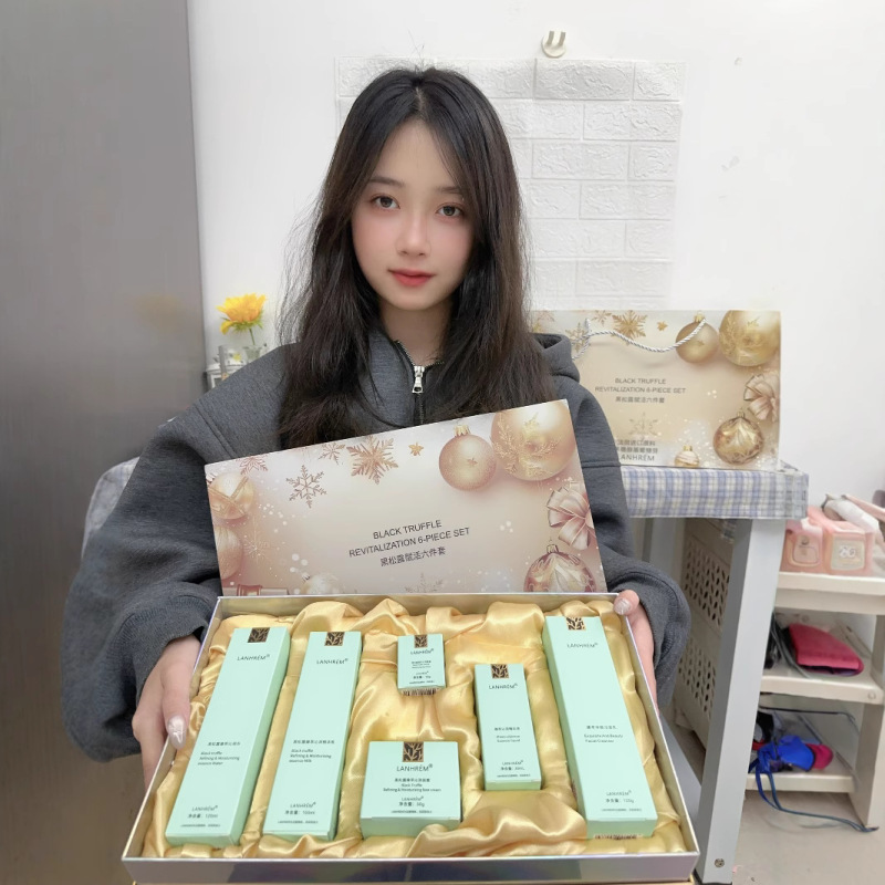 黒トリュフ小瓶スキンケア化粧水セット 引き締め保湿化粧品 フェイシャルケアセット ギフト|undefined