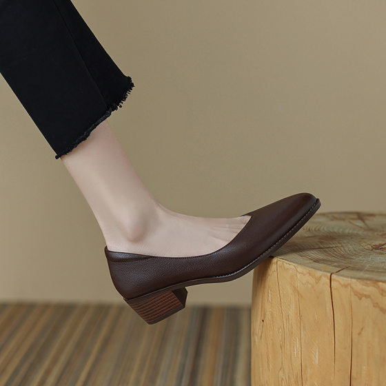 Genuine Leather Pointed Toe Shoes Women's Block Heel 2023 New Arrival Fashionable Low-cut High-heeled Shoes All-match Black Professional Women's Shoes