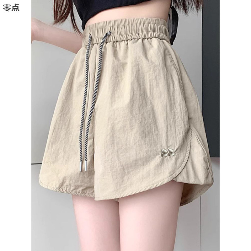 Ice Silk Quick-Dry Wide-Leg Shorts for Women, Summer Plus-Size Casual Five-Point Fitness Yoga Hot Pants, Workwear Sports Pants Ice Silk Quick-Dry Wide-Leg Shorts for Women, Summer Plus-Size Casual Five-Point Fitness Yoga Hot Pants, Workwear Sports Pants