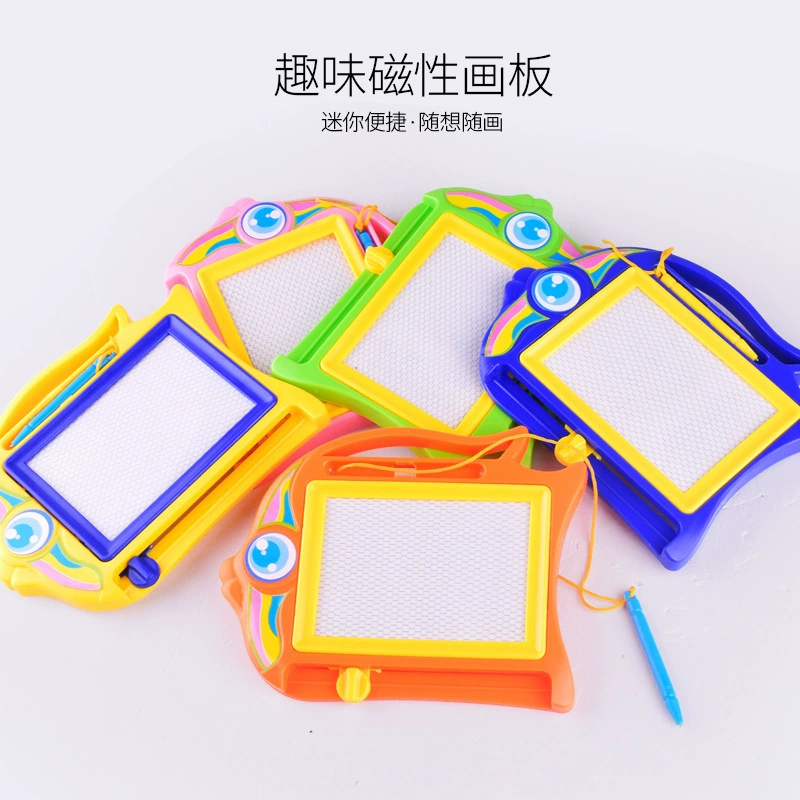 Small cartoon plastic drawing board writing, magnetic toy, early education