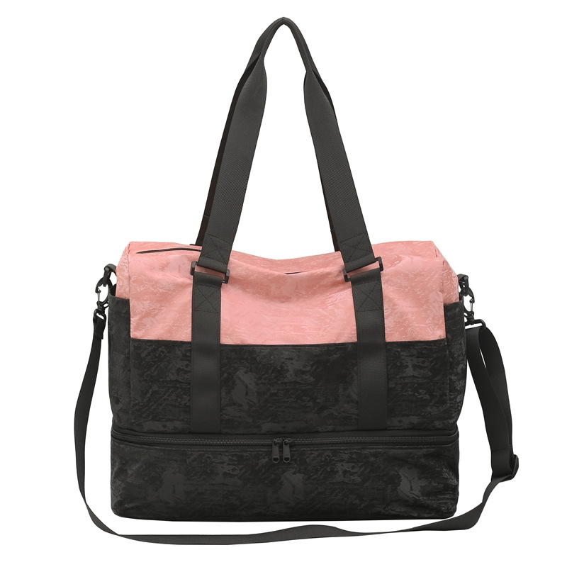 Trend design capacious travel bag to go out