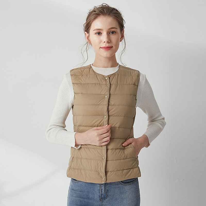 2024 Women's down Vest for Autumn and Winter, Short and Lightweight Inner Wear, Warm Sleeveless Jacket, Women's Base Layer, Round Neck with Clip