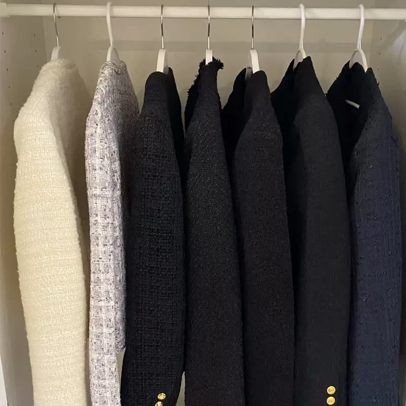 深圳南油春秋新款短款粗花呢小香风外套设计感品牌女装批发货源