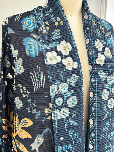 Middle East Dubai abaya Arab women's clothing Miyake Issey coat pleated print long Abaiya high-end