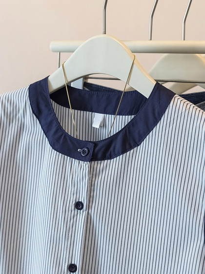 2025 New Summer Korean Style Striped Short-Sleeve Shirt Plus Size Women's Slightly Chubby High-End Slimming Top